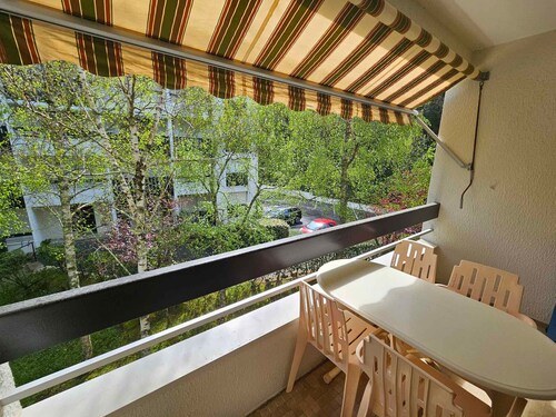 "Charming Studio Near Beach & Town Center, Saint-Georges-de-Didonne"