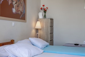 1 quarto, ferros/tábuas de passar roupa, Wi-Fi, roupa de cama