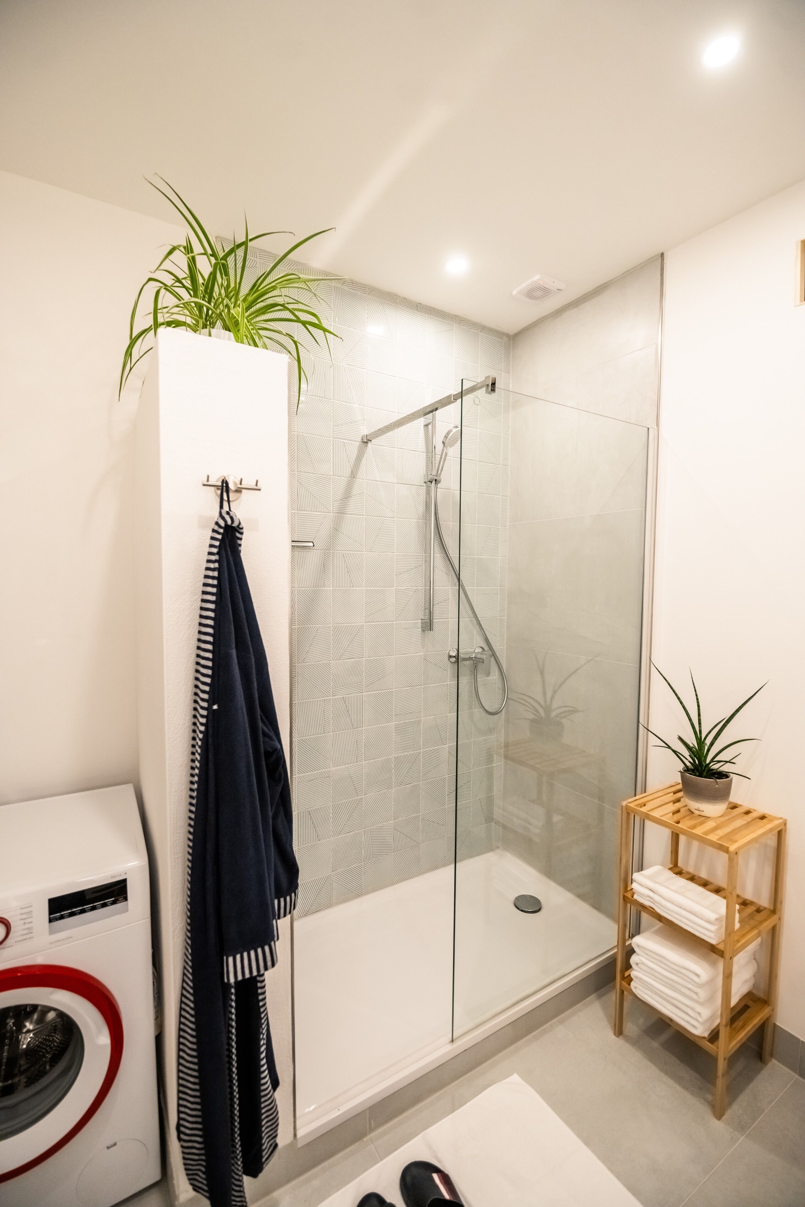 淋浴設備、風筒、提供毛巾、番梘