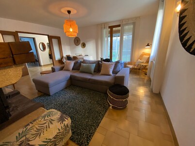 Belle Maison de Campagne Familiale. Animaux de Compagnie Bienvenus !