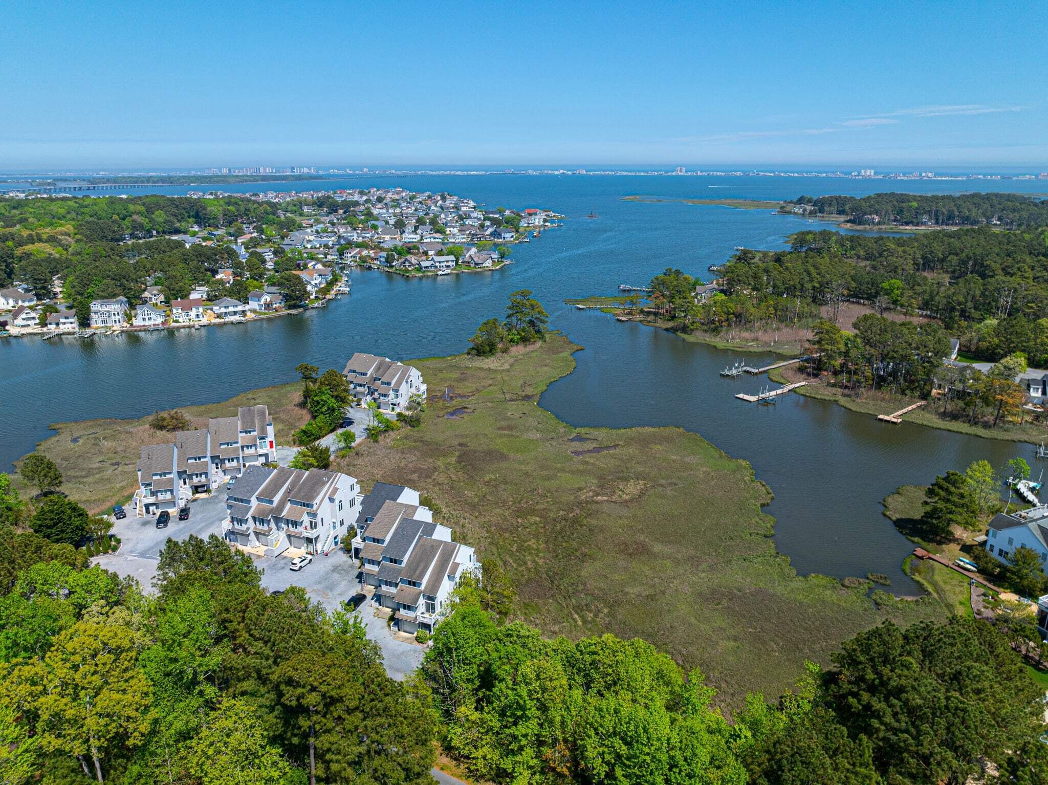 New waterfront townhome with views of OC skyline!