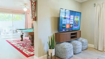 Spielezimmer
