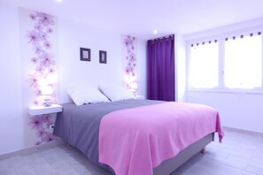 8 bedrooms, iron/ironing board, wheelchair access - Oasis de Loisirs : 20 Personnes - 8 Chambres - Jeux - Vue Panoramique au Calme (Bergerac)