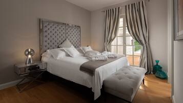4 habitaciones, tabla de planchar con plancha y wifi gratis
