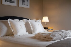 5 Schlafzimmer, Bügeleisen/Bügelbrett, kostenloses WLAN, Bettwäsche
