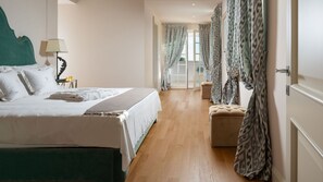 5 bedrooms, iron/ironing board, free WiFi, bed sheets