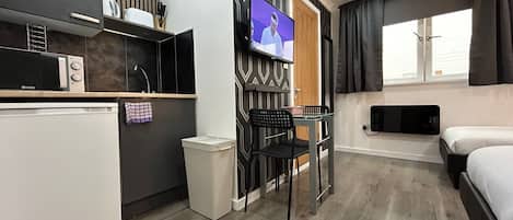 Superior-Studio, Stadtblick | 1 Schlafzimmer, individuell dekoriert, individuell eingerichtet