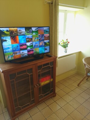 Interior - Your rural retreat especially for couples (juivgny les vallees)