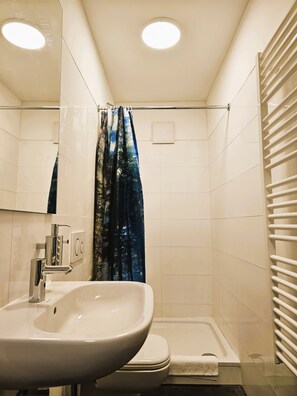 Apartment | Bathroom - ARRIVEL Apartments Moosfeld (Munich)