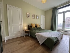 1 camera, una scrivania, ferro/asse da stiro, Wi-Fi gratuito