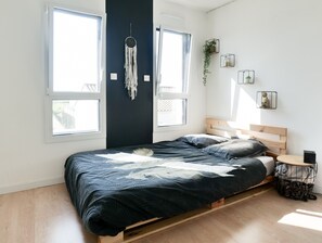 4 sovrum, strykjÀrn/strykbrÀda, gratis wi-fi och sÀngklÀder