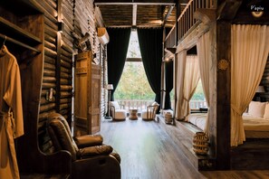 Royal Suite | 1 bedroom, free minibar, individually decorated, individually furnished - P'apiu Resort (Bac Me)