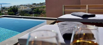  Golden Moments Luxury Stone Villas.