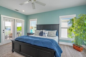 5 bedrooms, iron/ironing board, WiFi, bed sheets