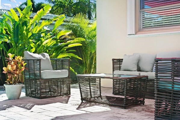 Property grounds - Splash into Sunshine: Heated Pool Oasis! (Wilton Manors)