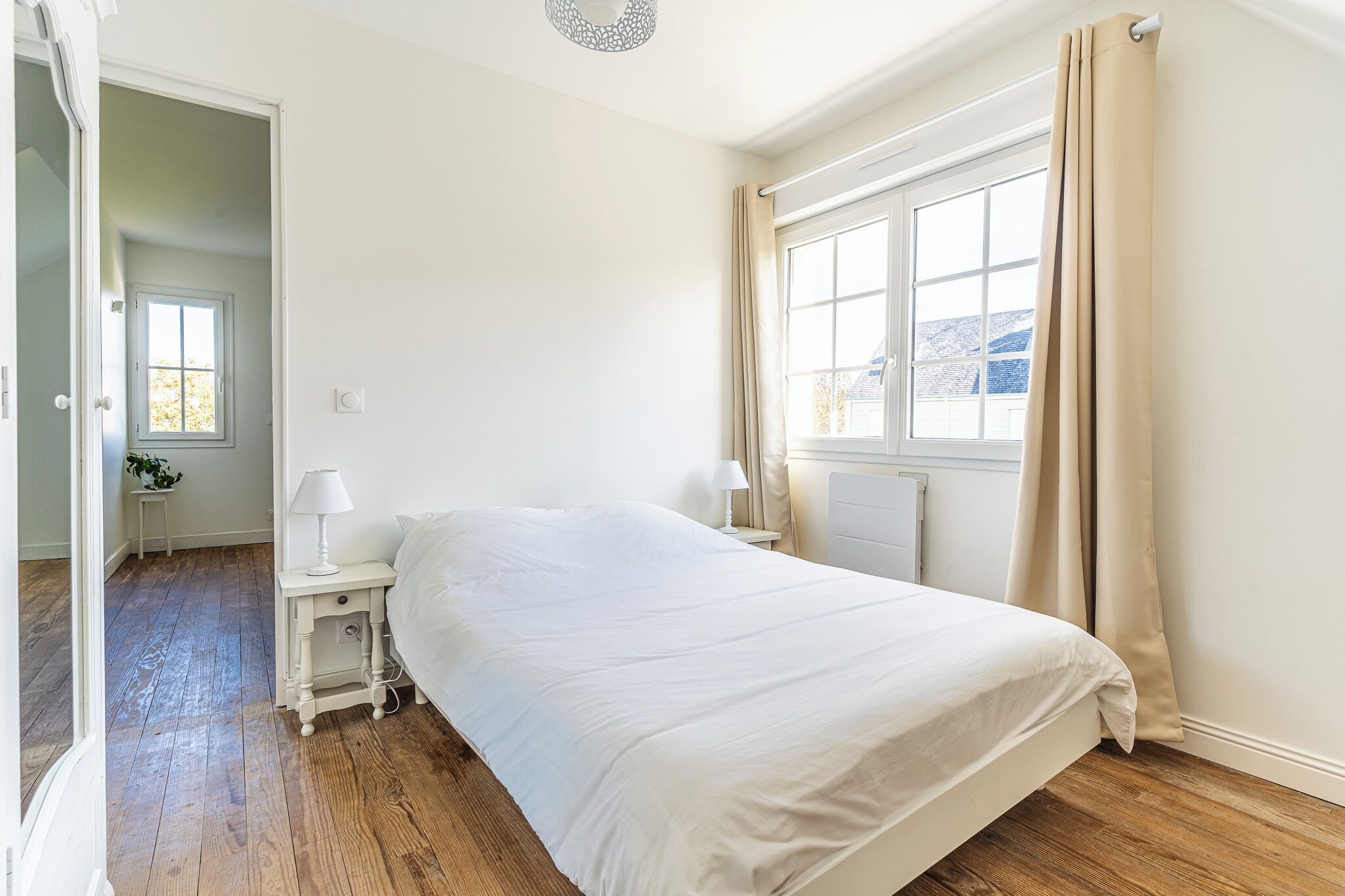 Chambre 5 étage avec lit double