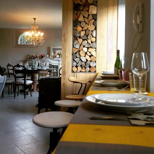 Room in villa close to ALBA (room NEBBIOLO)