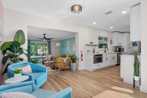 TV, fireplace, offices