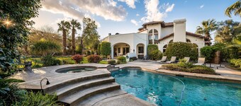 Lux Spanish Villa, Secret Desert Oasis Sleeps 12