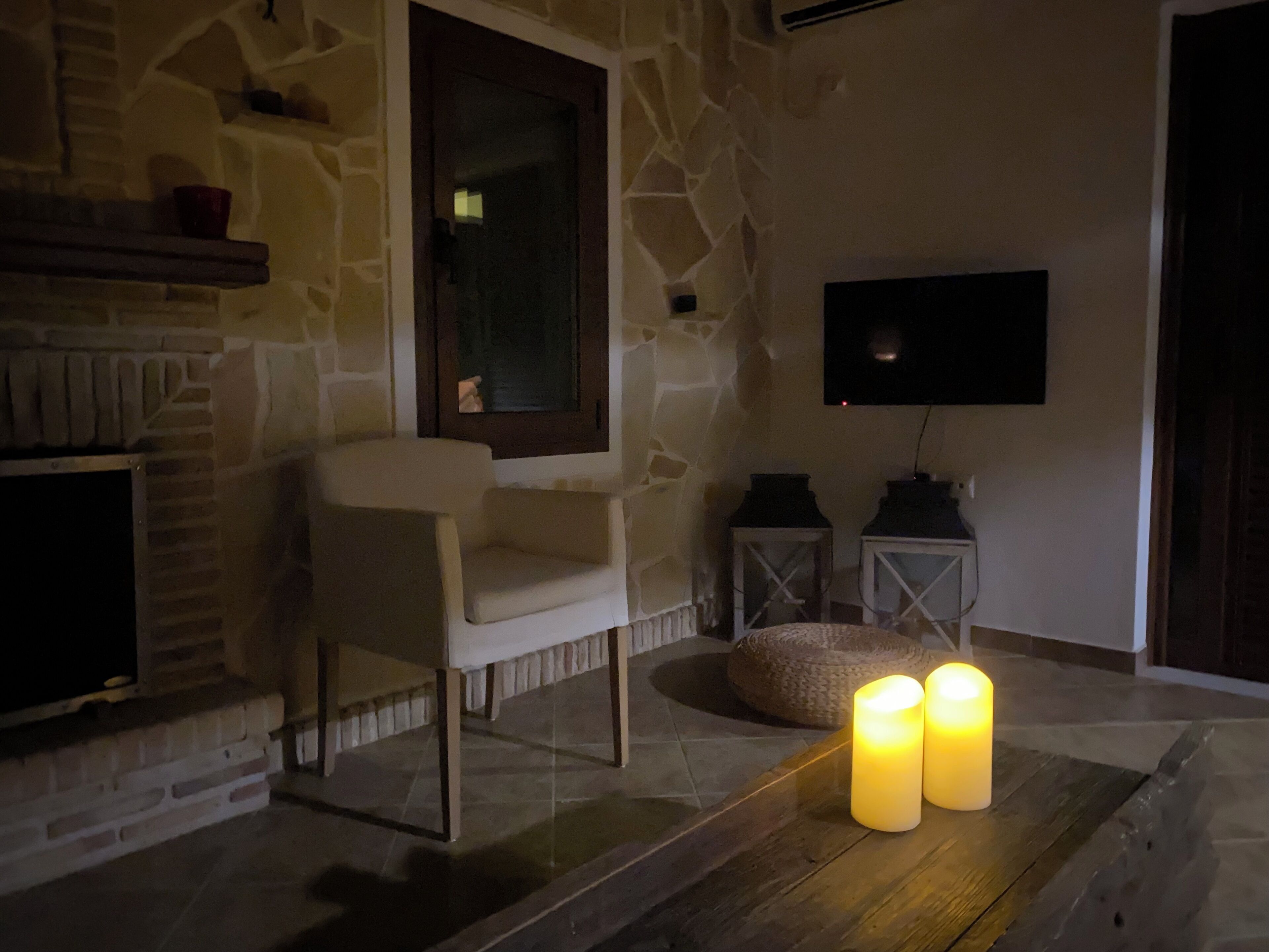 TV connectée, cheminée