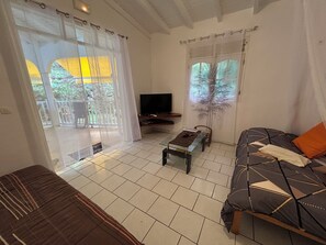 1 soverom, strykejern/-brett, wi-fi (inkludert) og sengetøy