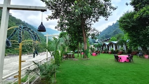 Ngoại thất
