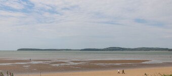 CURRAGH COTTAGE, pet friendly in New Ross, County Wexford