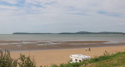 CURRAGH COTTAGE, pet friendly in New Ross, County Wexford