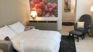 1 habitación, tabla de planchar con plancha, wifi y ropa de cama