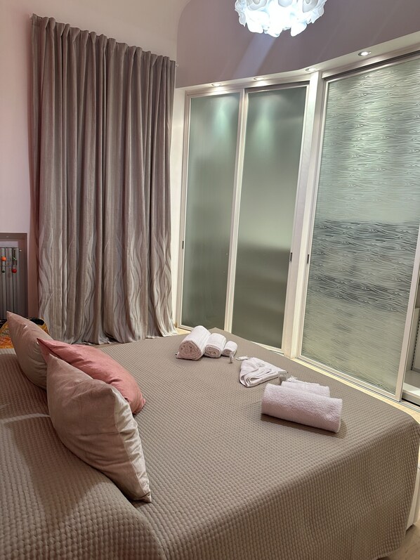 2 Schlafzimmer, Bügeleisen/Bügelbrett, WLAN, Bettwäsche