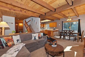 TV, fireplace - Bearfoot Den,  Walk to Bear Mountain,  Fireplaces, Deck n Views (Big Bear Lake)