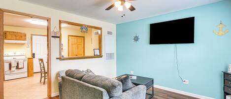 Apartment (2 Bedrooms) | Front of property