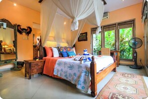 3 bedrooms, iron/ironing board, travel cot, WiFi