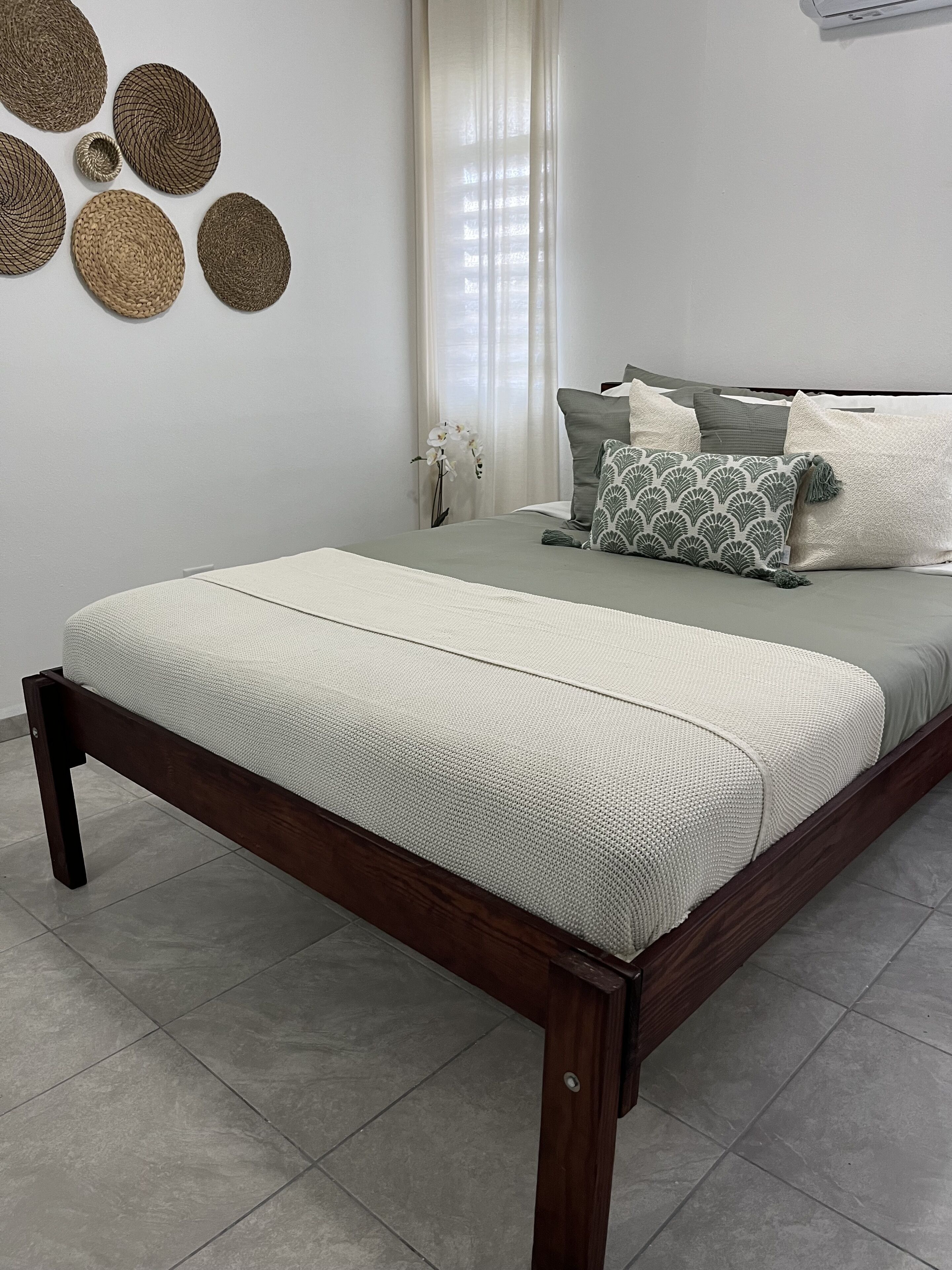 3 habitaciones, tabla de planchar con plancha y wifi gratis 