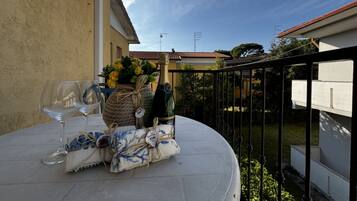 Apartment, 2 Bedrooms, Balcony | Balcony