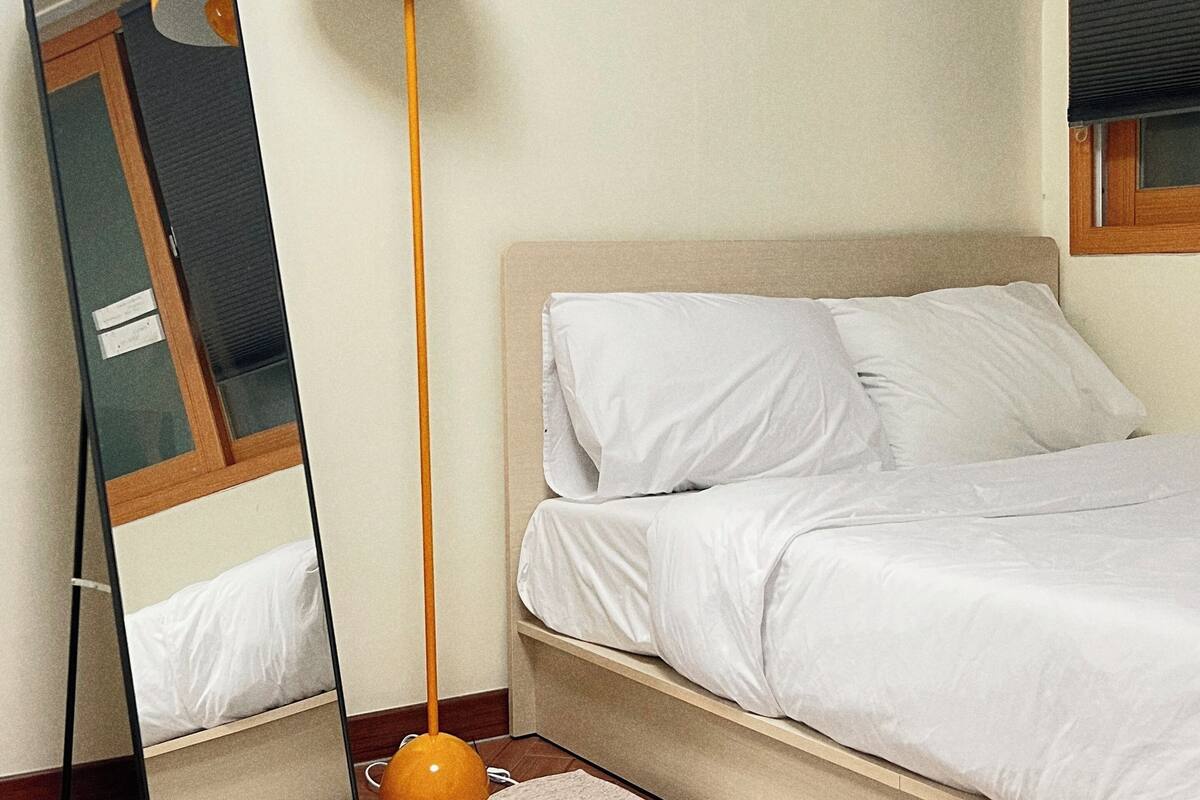 家庭開放式套房 | 義大利 Frette 床單、高級寢具、羽絨被、Select Comfort 床墊