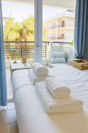 Fer et planche à repasser, Wi-Fi, draps fournis