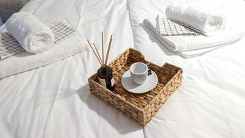 Iron/ironing board, WiFi, bed sheets, wheelchair access