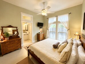 Desk, iron/ironing board, WiFi, bed sheets