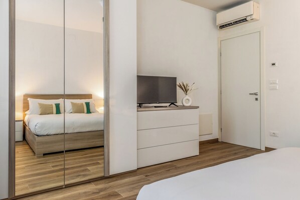 2 slaapkamers, een strijkplank/strijkijzer, wifi, beddengoed