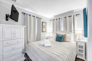 1 habitación, tabla de planchar con plancha, wifi gratis y ropa de cama 