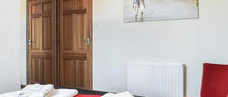 2 chambres, Wi-Fi gratuit, draps fournis