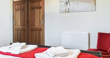 2 bedroom accommodation in Whitby