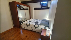 2 Schlafzimmer, Bügeleisen/Bügelbrett, Reisekinderbett, WLAN
