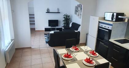 Appartement 2 chambres centre historique d'Orange a 300m du Théatre antique.