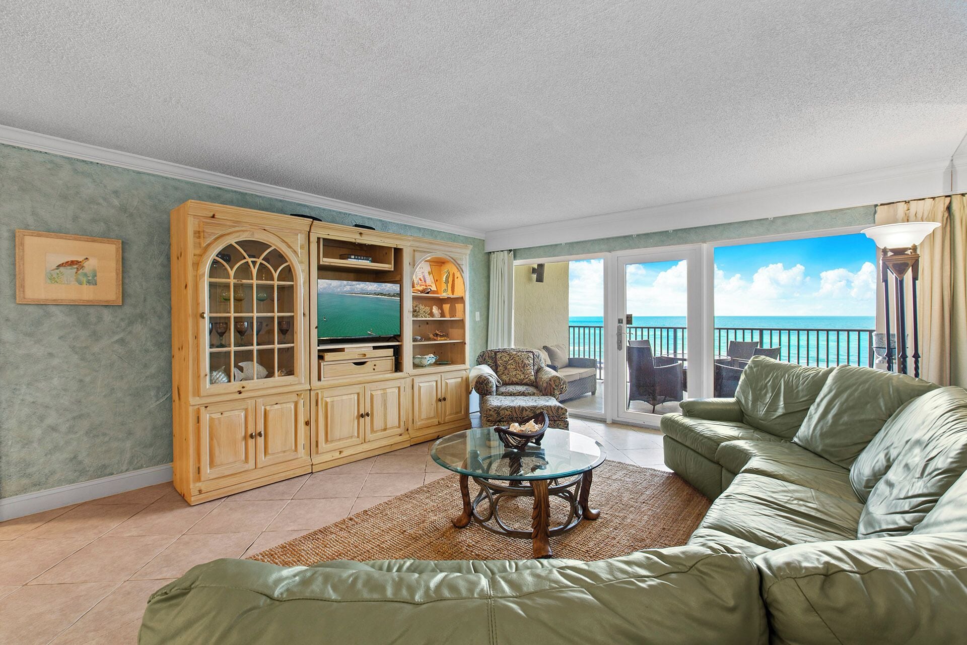 Huntington By The Sea 304 - Gulf-Front, Swimming Pool, Great Location!