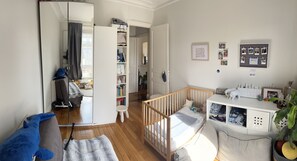 2 sovrum, strykjärn/strykbräda, wi-fi och sängkläder