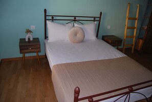 1 makuuhuone, työpöytä, silitysrauta/-lauta, ilmainen Wi-Fi