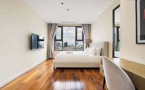 Deluxe Apartment, 3 Bedrooms, Kitchen, City View | Egyptian cotton sheets, premium bedding, down comforters - Madison Saigon - ANGIA Hospitality  (Ho Chi Minh City)