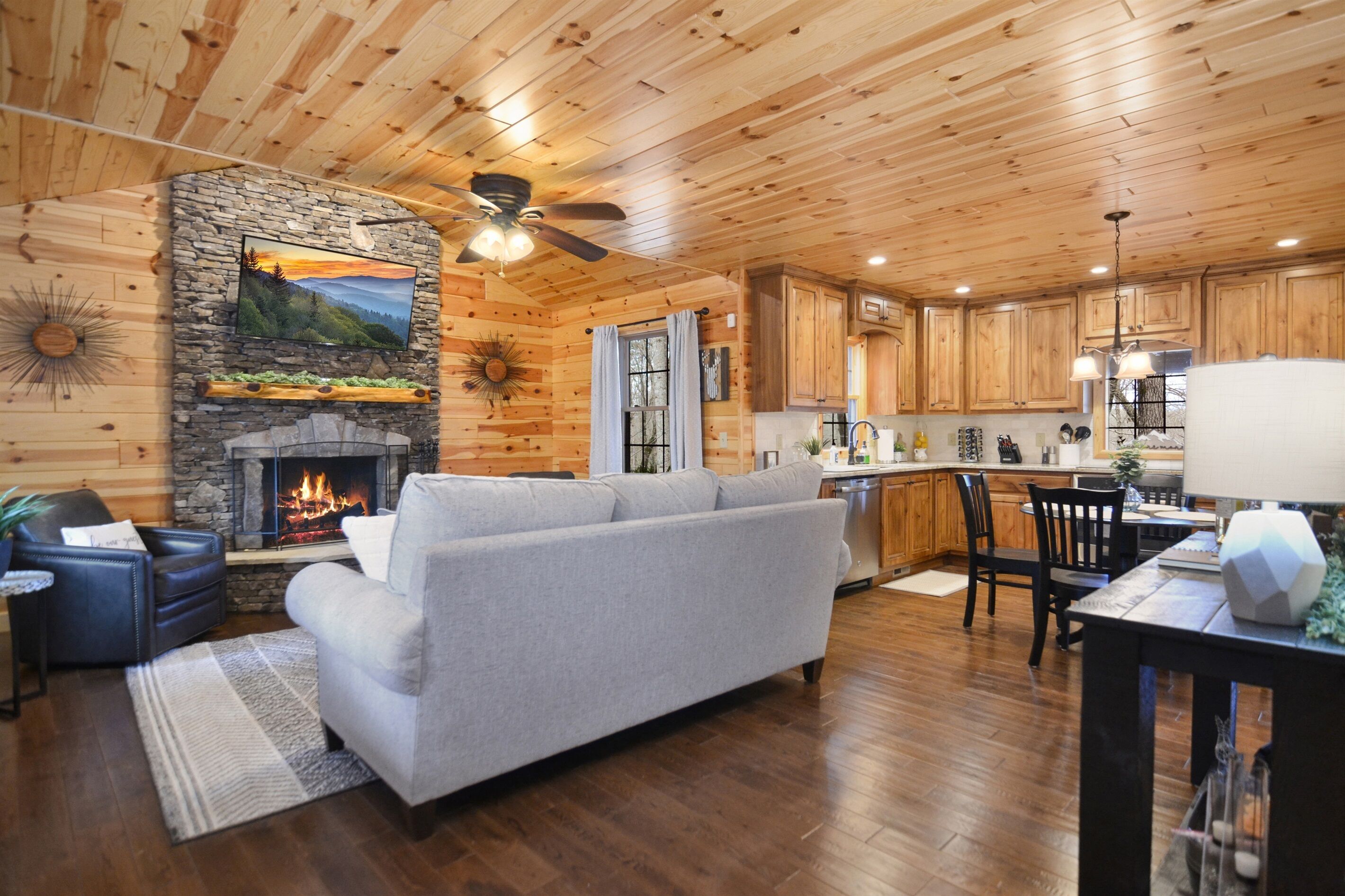 TV connectée, cheminée